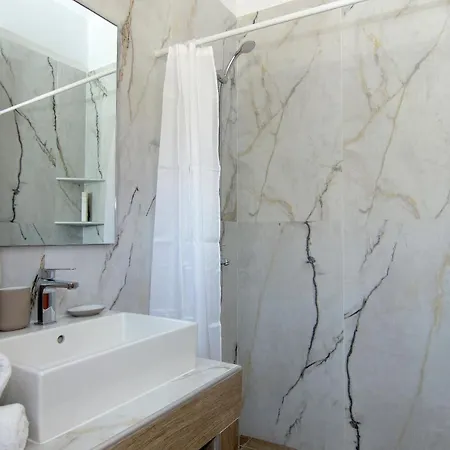 Alkyoni * אגיוס ניקולאוס