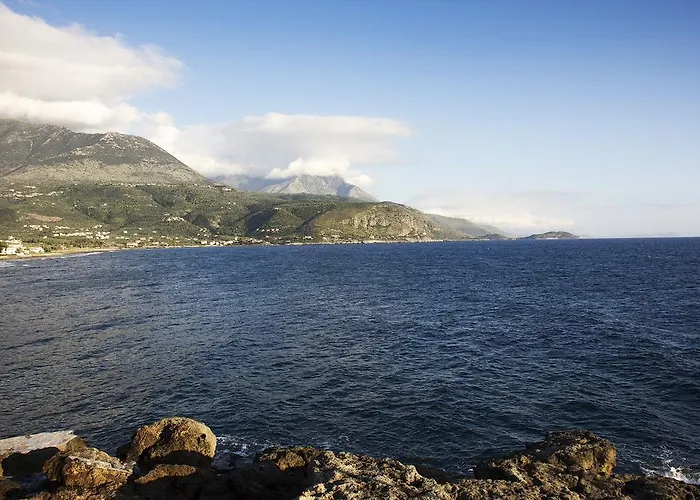 Alkyoni Agios Nikolaos (Mani)