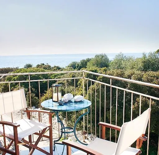 Alkyoni Apartamento *